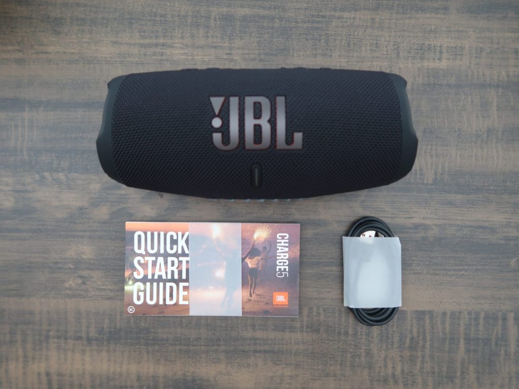 JBL Charge 5 unboxing