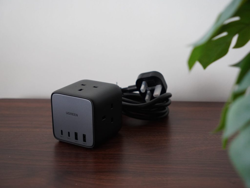 Ugreen 65W DigiNest Cube Charging Station