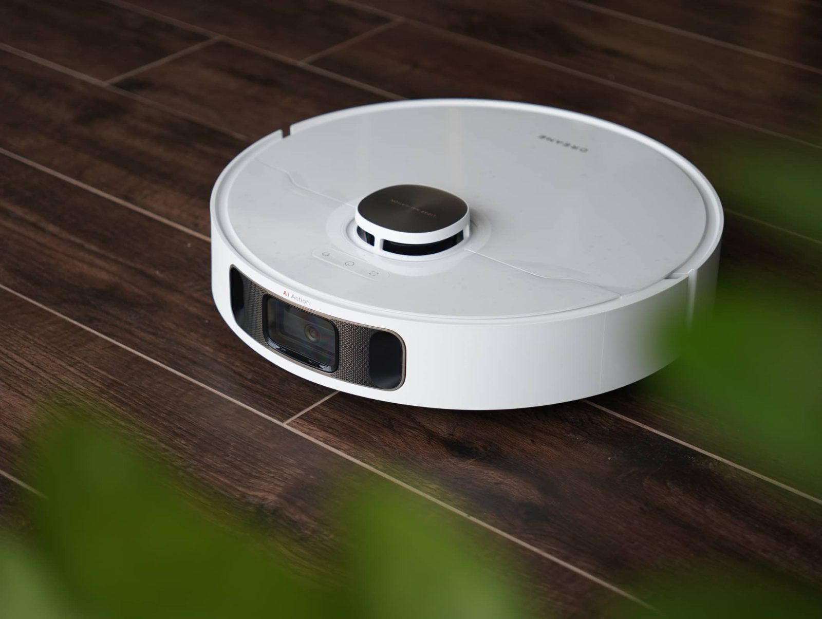 The Dreame L10s Ultra vacuum and floor mopping robot will be